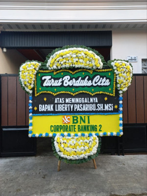 Papan Bunga Duka di Bangetayu Wetan